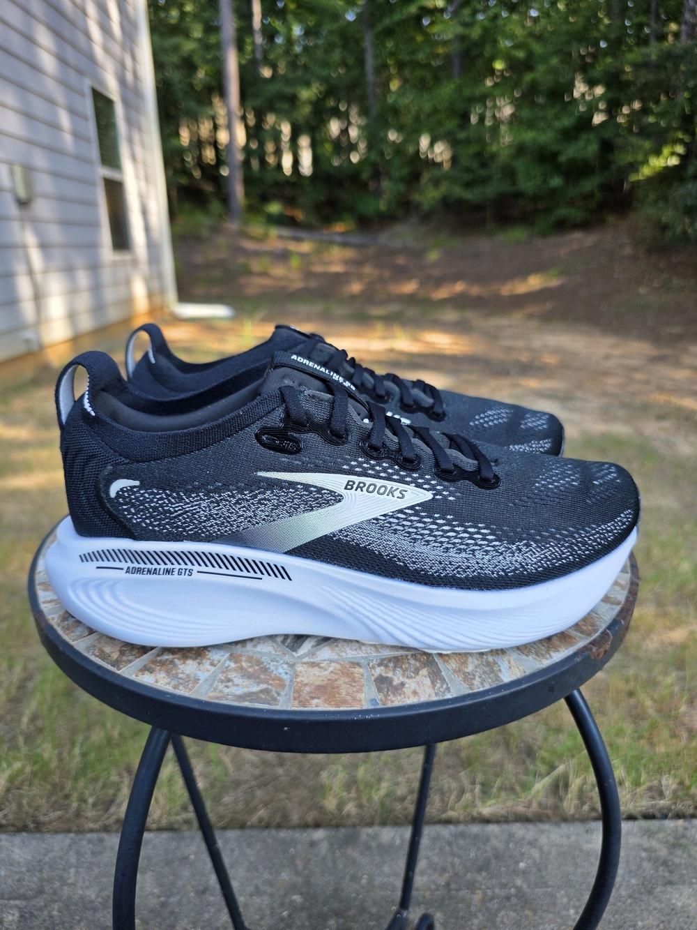Brooks Adrenaline GTS 25 1204431D090 Black Sneaker Women Sz 8.5 Wide Worn 2x